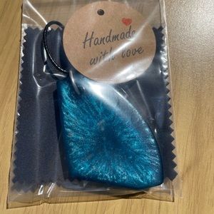 Beautiful metallic blue necklace